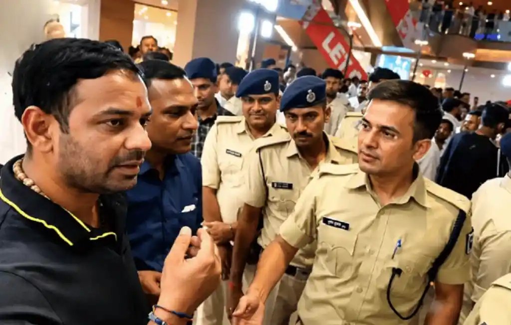 तेज प्रताप यादव पर 'हत्या के प्रयास' का आरोप, मॉल से गिरफ्तारी के बाद भेजे गए जेल...