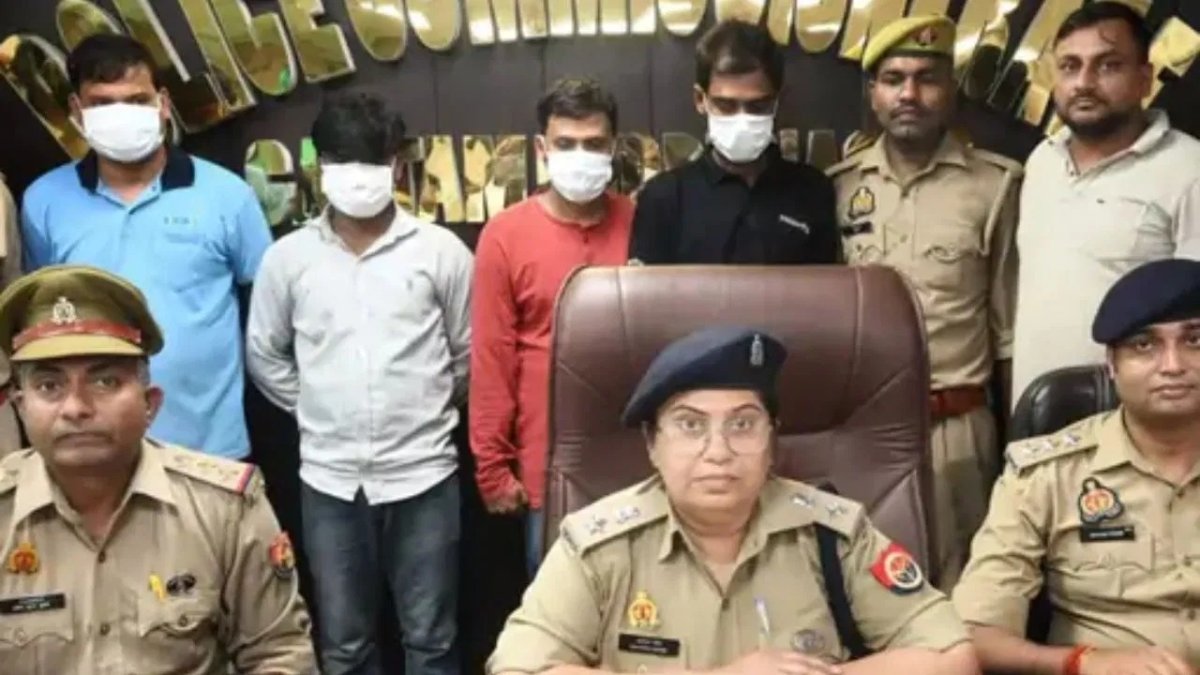 नोएडा में फर्जी कॉल सेंटर का भंडाफोड़: स्पाइसजेट में नौकरी का झांसा देकर 500 से ज्यादा युवाओं से की ठगी, 4 गिरफ्तार...