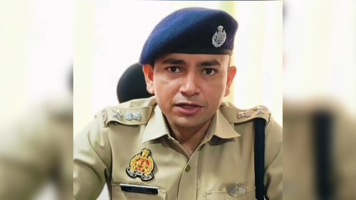 UP में बड़ा पुलिस फेरबदल: रामपुर और ललितपुर के SP हटे, 5 IPS अफसरों के तबादले...