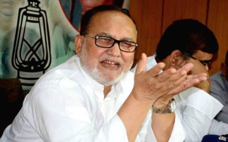 पटना में छात्रों पर लाठीचार्ज पर भड़के RJD नेता अब्दुल बारी सिद्दीकी, बोले - 'छात्रों पर लाठी चलाने वाली सरकार को बदलो'