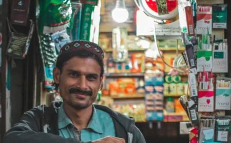 यूपी में 62 साल पुराना Shop Act खत्म करने की तैयारी, अब 10 कर्मियों वाले दुकानों को भी कराना होगा रजिस्ट्रेशन...