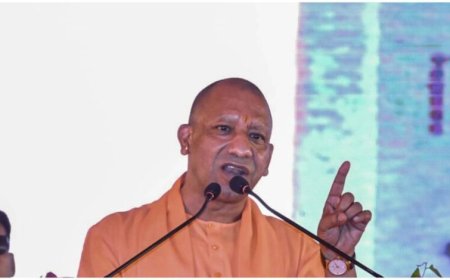 यूपी सरकार का बड़ा फैसला: जिला पंचायत अध्यक्षों को बनाया गया प्रशासक, कार्यकाल बढ़ा, सीमित रहेंगे अधिकार...