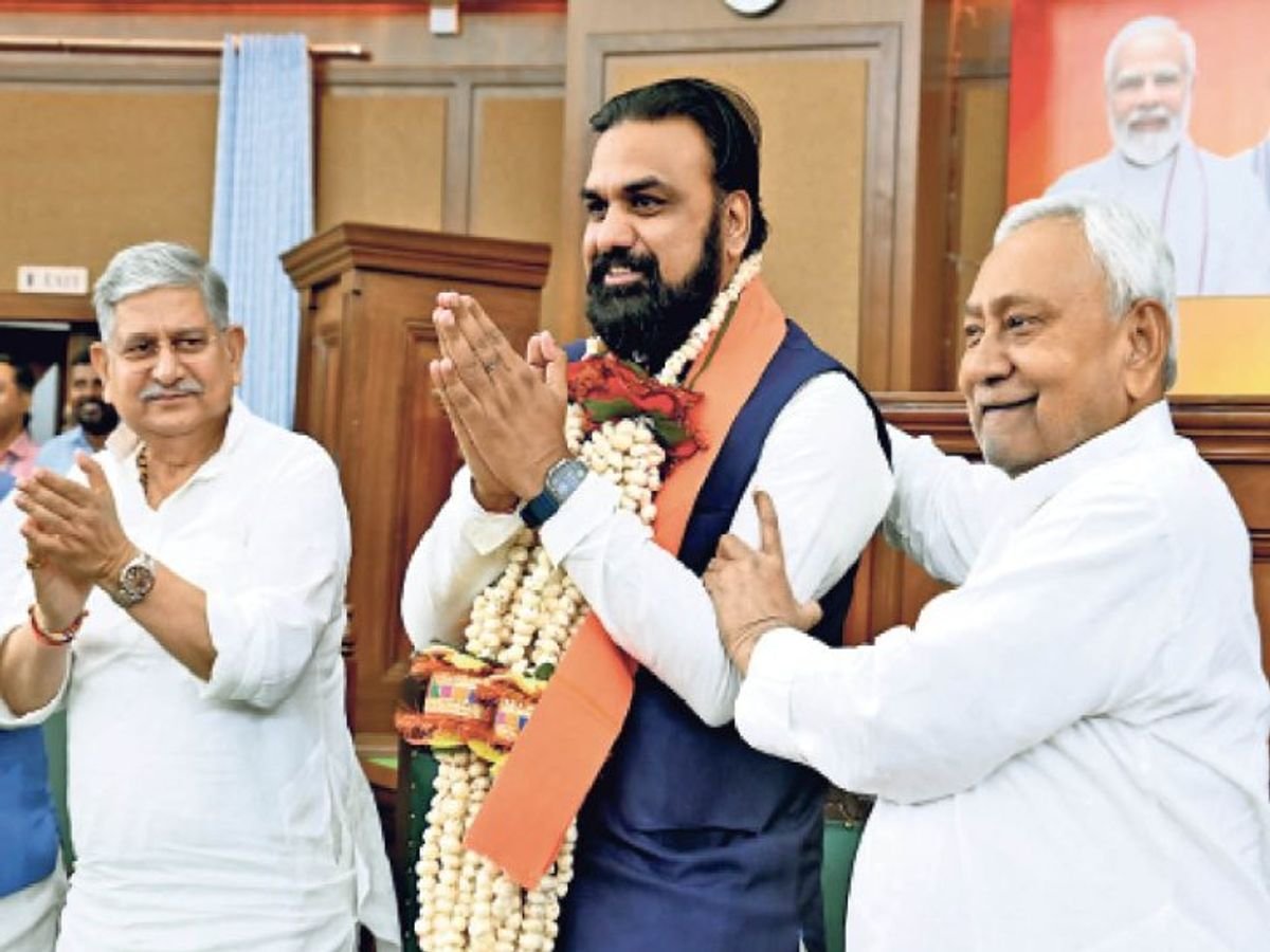 PK और तेजस्वी के माइंड गेम से NDA की साख पर सवाल, क्या सुपर CM बनकर लौटेंगे नीतीश?