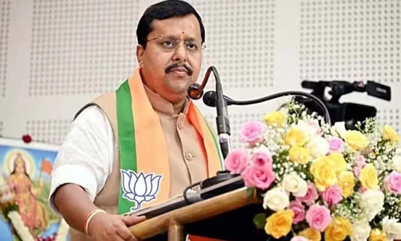  नितिन नवीन के नेतृत्व में 10 सदस्यीय कमेटी, स्मृति ईरानी की वापसी, सेवा संकल्प अभियान का ऐलान