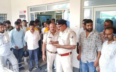 सिवान में दिनदहाड़े मर्डर: सैलून से लौट रहे फाइनेंसकर्मी को 4 बदमाशों ने मारी 4 गोलियां, बाजार में मची भगदड़
