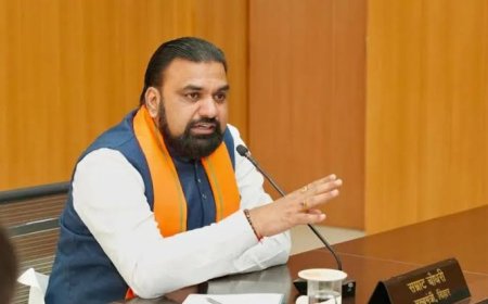 बिहार के मॉडल स्कूलों में बड़ा बदलाव: 'एक अधिकारी-एक स्कूल' लागू, हर 3 महीने PTM और JEE-NEET की तैयारी पर फोकस