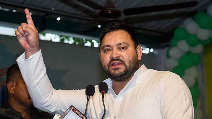 JDU का BJP में होगा विलय, तेजस्वी यादव का बड़ा दावा - कहा नीतीश की पार्टी बनी BJP की बी-टीम, संजय झा करा रहे मर्जर