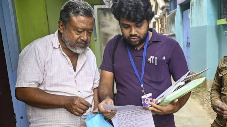SIR को लेकर EC का बड़ा फैसला, दिल्ली-महाराष्ट्र में बढ़ाई गई तारीख, अब इस दिन तक कर सकेंगे दावा-आपत्ति