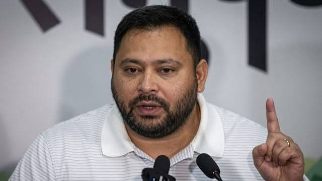 Bihar MLC Election 2026 - RJD ने 6 उम्मीदवारों की सूची जारी की, पटना शिक्षक से डॉ. संजीव सिंह तो स्नातक से दिलीप कुमार को टिकट