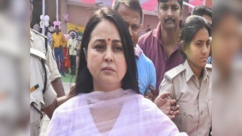 नीति आयोग रिपोर्ट पर बिहार में सियासी बवाल, रोहिणी आचार्य बोलीं- 100 में 41.2 अंक, 17 राज्यों में सबसे नीचे, 21 साल बाद भी NDA का विकास मॉडल फेल क्यों?