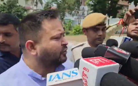 बिहार की बाढ़ को राष्ट्रीय आपदा घोषित करो, तेजस्वी ने केंद्र से मांगे 5000 करोड़