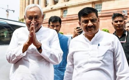 RJD विधायक भाई वीरेंद्र का बड़ा दावा - 1-2 महीने में टूट जाएगी JDU, बचेगी तो जनता दल नीतीश, संजय झा पर साधा निशाना