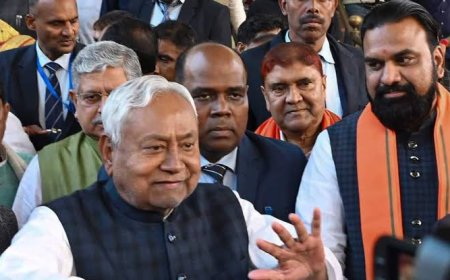 बिहार में UCC पर JDU-BJP में तकरार - क्या नीतीश के बिना सम्राट सरकार चल पाएगी? NDA में अंतर्विरोध की इनसाइड स्टोरी