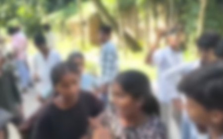 जमुई-समस्तीपुर के बाद अब मधेपुरा में बवाल, स्कूल के बाहर छात्राओं से बदसलूकी, बाइक की चाबी छीनी, वीडियो वायरल