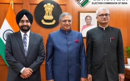 वोटर लिस्ट विवाद पर चुनाव आयोग की दो टूक सफाई, कहा- ज्ञानेश कुमार के फैसले पर कोई मतभेद नहीं, सुप्रीम कोर्ट ने भी माना सही
