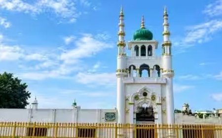 मुरादाबाद में मुस्तफा मस्जिद पर बुलडोजर का खतरा - MDA के नोटिस के बाद भड़का विवाद, BKU टिकैत की एंट्री, दी चेतावनी