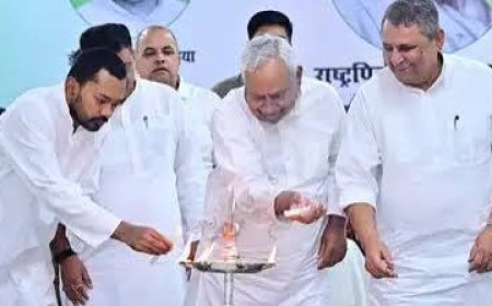 JDU में नई पीढ़ी की एंट्री - नीतीश और बेटे निशांत कुमार पहली बार एक मंच पर, दीप जलाकर किया प्रशिक्षण कार्यक्रम का शुभारंभ