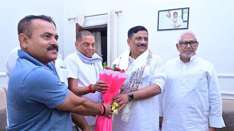 पटना स्नातक जीत के बाद JDU में नया बवाल - MLC नीरज कुमार का ललन सिंह पर हमला, बोले 'आशीर्वाद लेने का सवाल ही नहीं, कर्ज सूद समेत लौटाऊंगा'