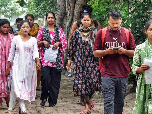 UGC NET December 2026: NTA ने जारी किया नया बुलेटिन, परीक्षा की तारीखों में बदलाव, शहर चुनने और जूतों तक के नियम बदले