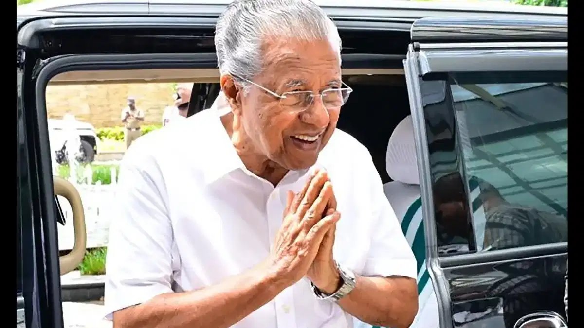 केरल के पूर्व CM Pinarayi Vijayan को Supreme Court से 7 दिन की राहत - CMRL Exalogic 2.78 करोड़ रिश्वत मामले में FIR जांच पर रोक, ED ने भेजी थी रिपोर्ट, HC में अपील का रास्ता खुला