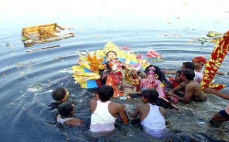  पटना फुलवारी शरीफ में मूर्ति विसर्जन पर हिंसक विवाद - दलित परिवार के घर में घुसकर लाठी-डंडे और चाकू से हमला, 12 घायल, 2 की हालत गंभीर, बीच-बचाव करने आई पुलिस पर भी हमला