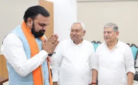 JDU से अनंत सिंह पर गाज के बाद एक्टिव हुए ललन सिंह, CM सम्राट चौधरी से 30 मिनट बंद कमरे में बैठक