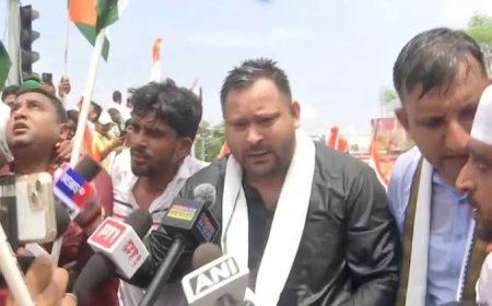  पटना में SIR के खिलाफ महागठबंधन का हल्ला बोल, तेजस्वी के नेतृत्व में निकला मार्च, पुलिस ने रोका, राजभवन पहुंचा डेलिगेशन