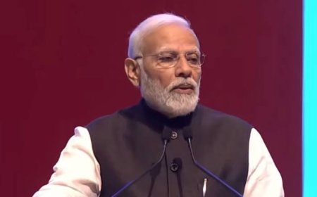  India Mobile Congress में PM मोदी बोले- टेलीकॉम क्रांति से बदला भारत, 50 लाख करोड़ DBT से पहुंचा, 5 लाख करोड़ लीकेज रुका