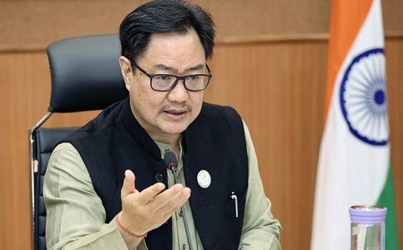  Gyanesh Kumar के इस्तीफे वाले प्रदर्शन पर भड़के Kiren Rijiju, बोले - भारत को बांग्लादेश और फ्रांस बनाने की थी साजिश, सत्ता Soros से नहीं चुनाव से बदलेगी