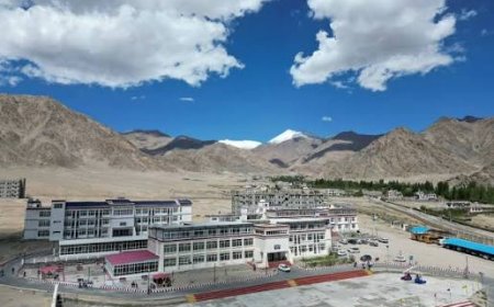 Ladakh को मिलेगा पहला सरकारी Medical College - Health Ministry ने दी मंजूरी, 2027-28 से Leh में शुरू होगी पढ़ाई, 80% वाली शर्त में छूट, 103 पदों पर भर्ती शुरू