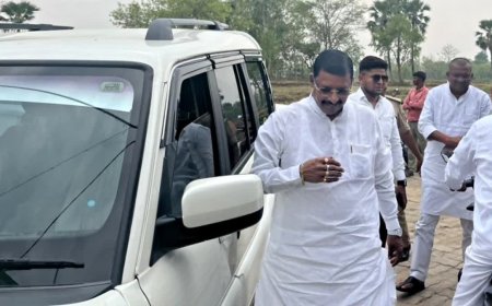 'नक्सलवाद खत्म तो Y+ Z+ सुरक्षा क्यों?' - केंद्र के दावे पर RJD सांसद अभय कुशवाहा का हमला, बोले - पूर्व सांसद सुशील सिंह समेत कई नेता सालों से नक्सल के नाम पर ले रहे सुरक्षा, पहले वो वापस लो